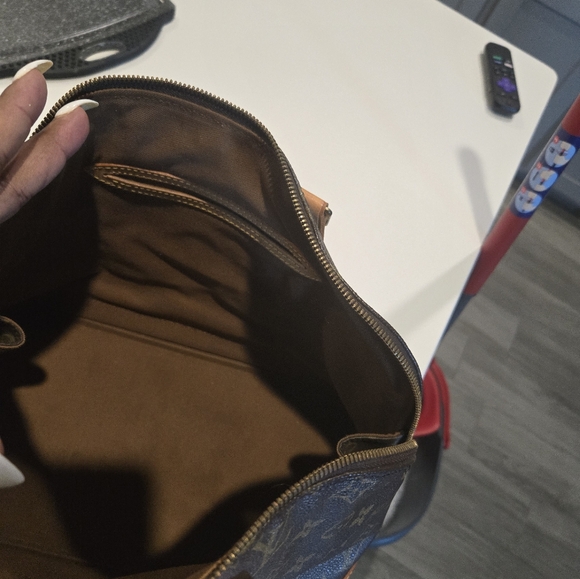 Louis Vuitton Alma bag - Picture 6 of 7